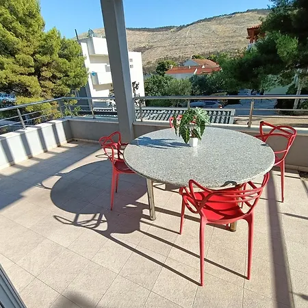 Lucia Appartement Grebaštica